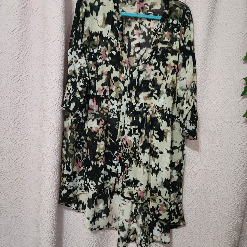 Sheer Floral Print high low top